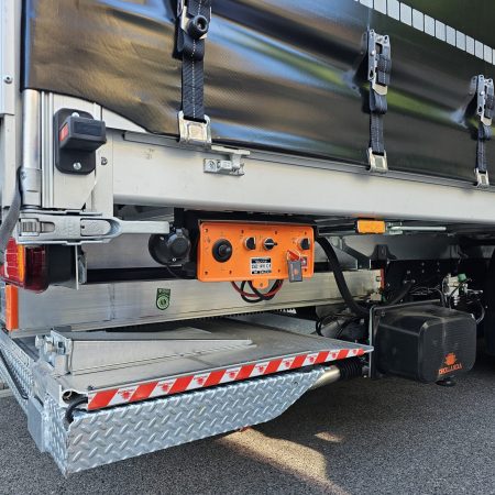 Iveco Daily with loading platform
