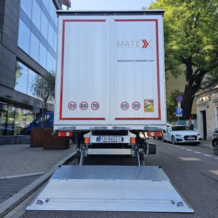 Iveco Daily with loading platform